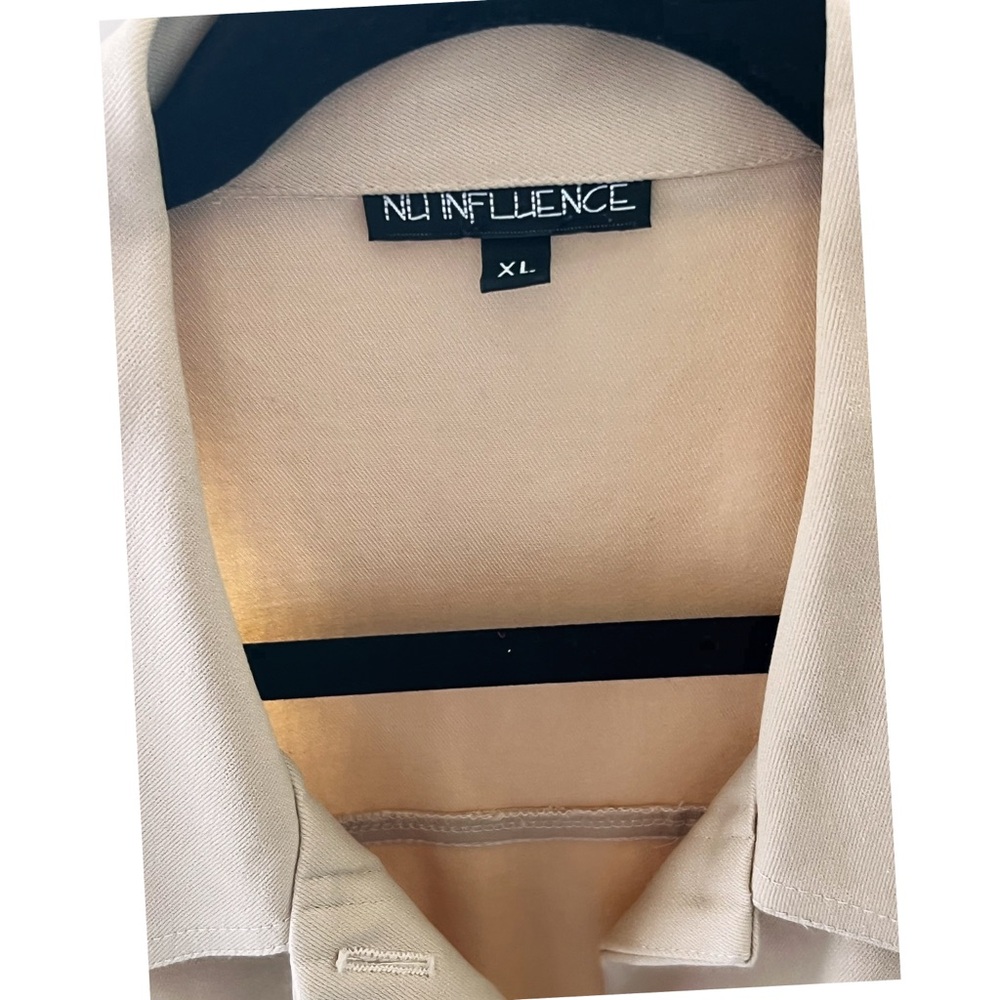 Nu Influence Beige Button-Front Blazer Jacket Siz… - image 5